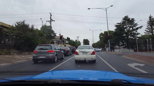 Is that T**U**G700 or T**D**G700 in the middle? OpenALPR can’t decide. Both are valid plate numbers. “YLJ641” next to it apparently isn’t in the VicRoads database.